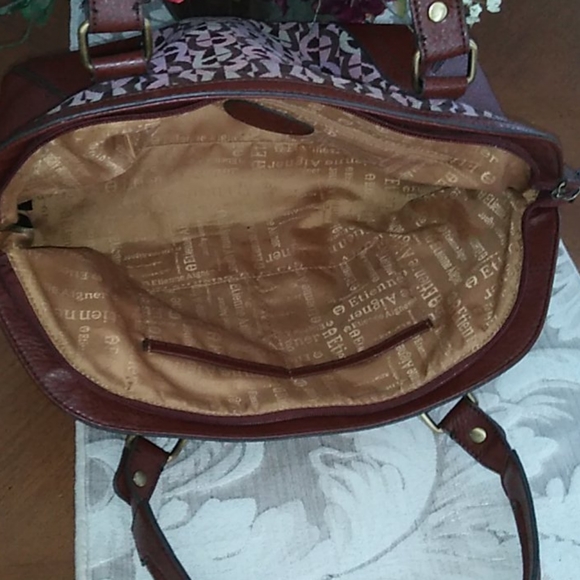 Atienee Aigner  AUTH satchel - Picture 10 of 14